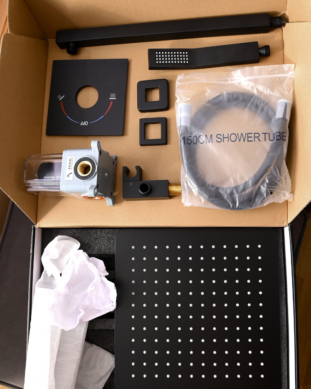 Built-in Wall Shower Black